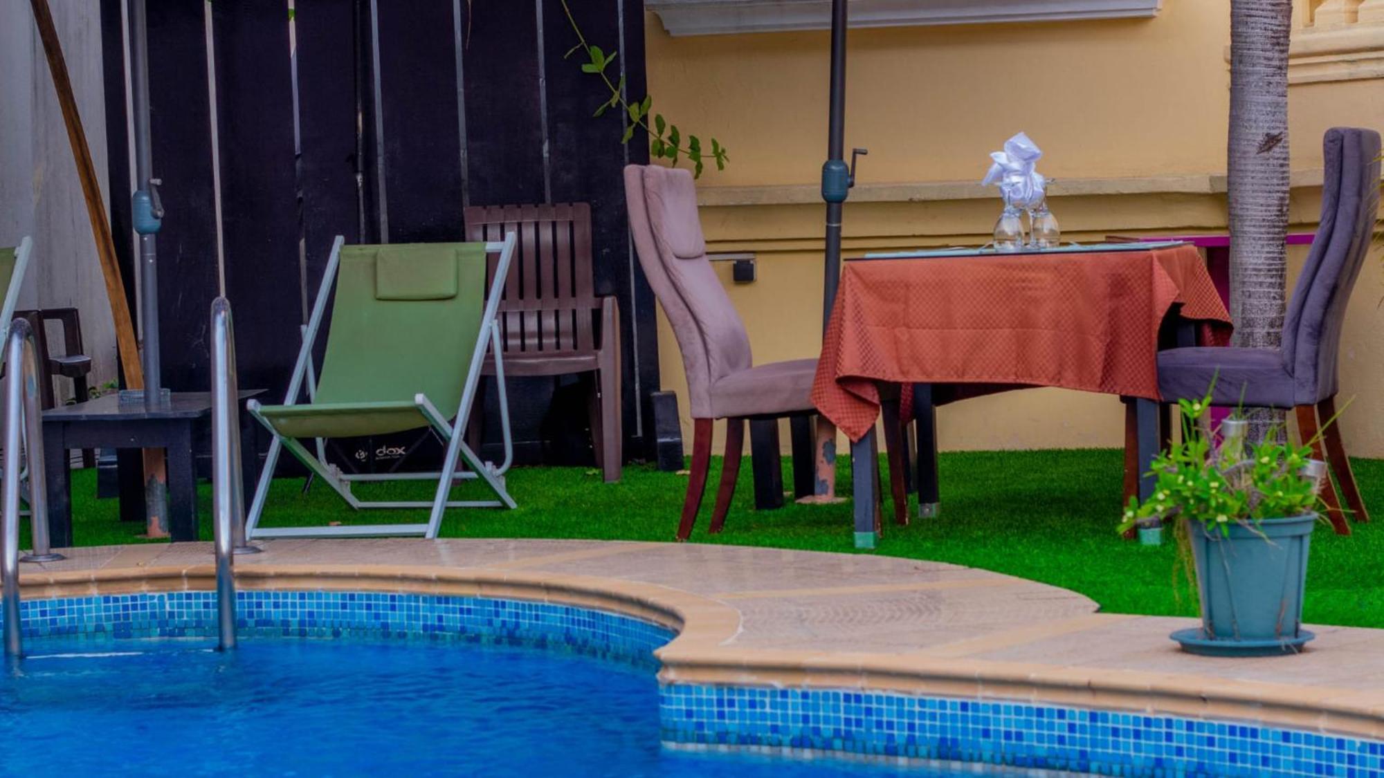 L'Address Hotell Cotonou Eksteriør bilde